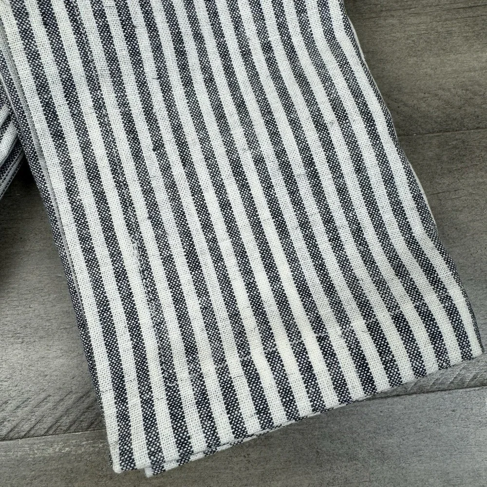 Pottery Barn Wheaton Striped Linen Cotton Napkins Set of 8. EUC. Classy.